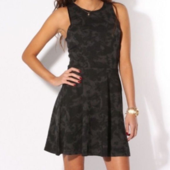 Vans Dresses & Skirts - Vans Off the Wall What is Love Dress Size XL